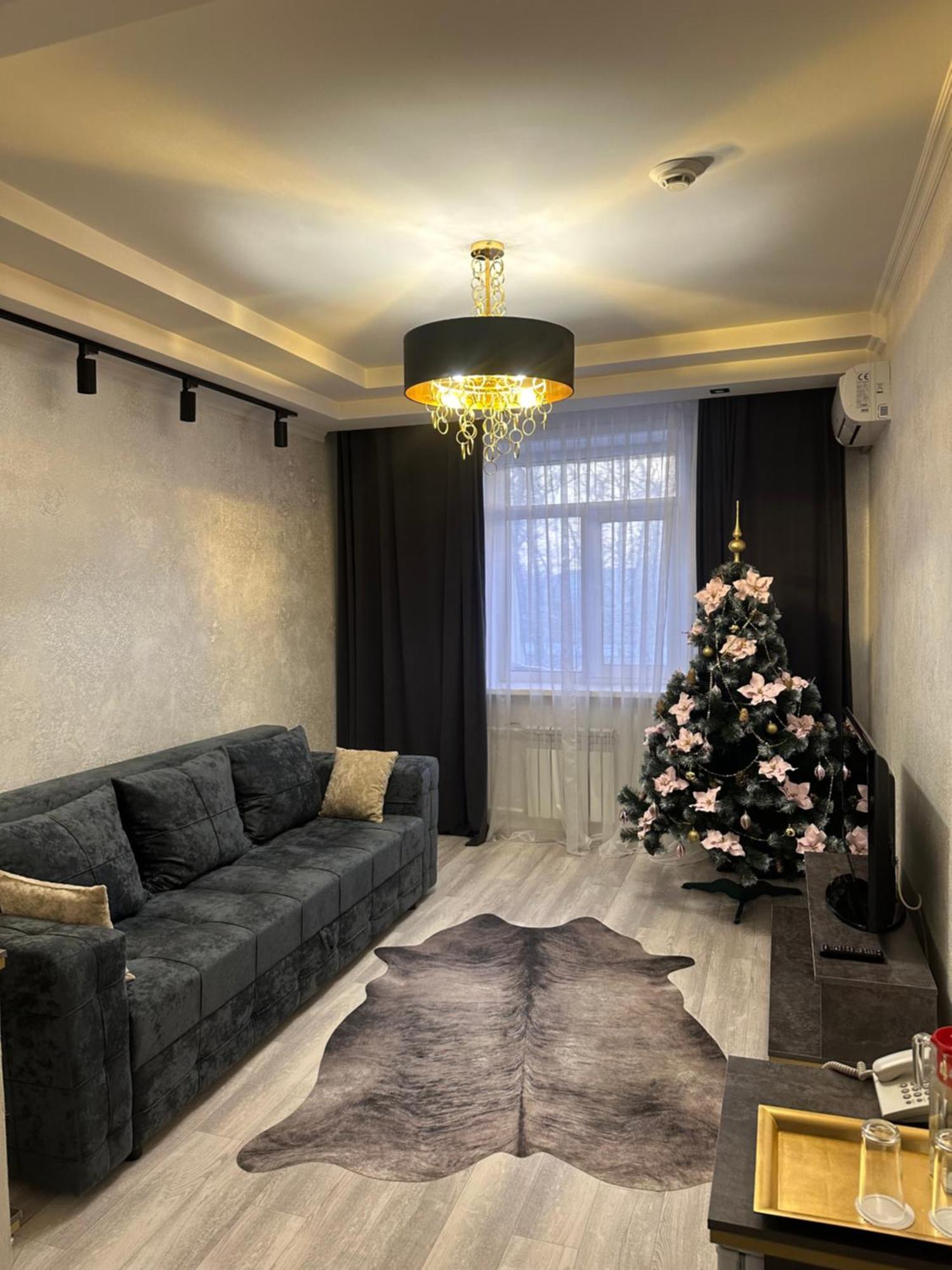 Mereke Hotel Ustʼ-Kamenogorsk Exterior foto